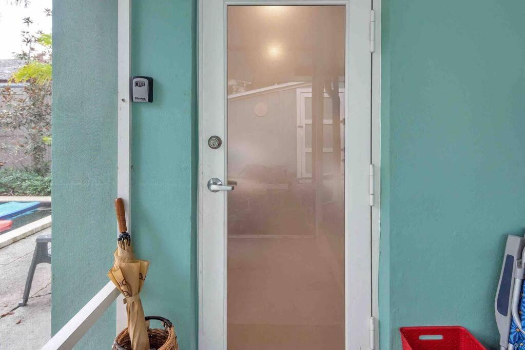 Charming Studio W Pool One Mile To Beach Pets Welcome Lake Worth Beach Luaran gambar